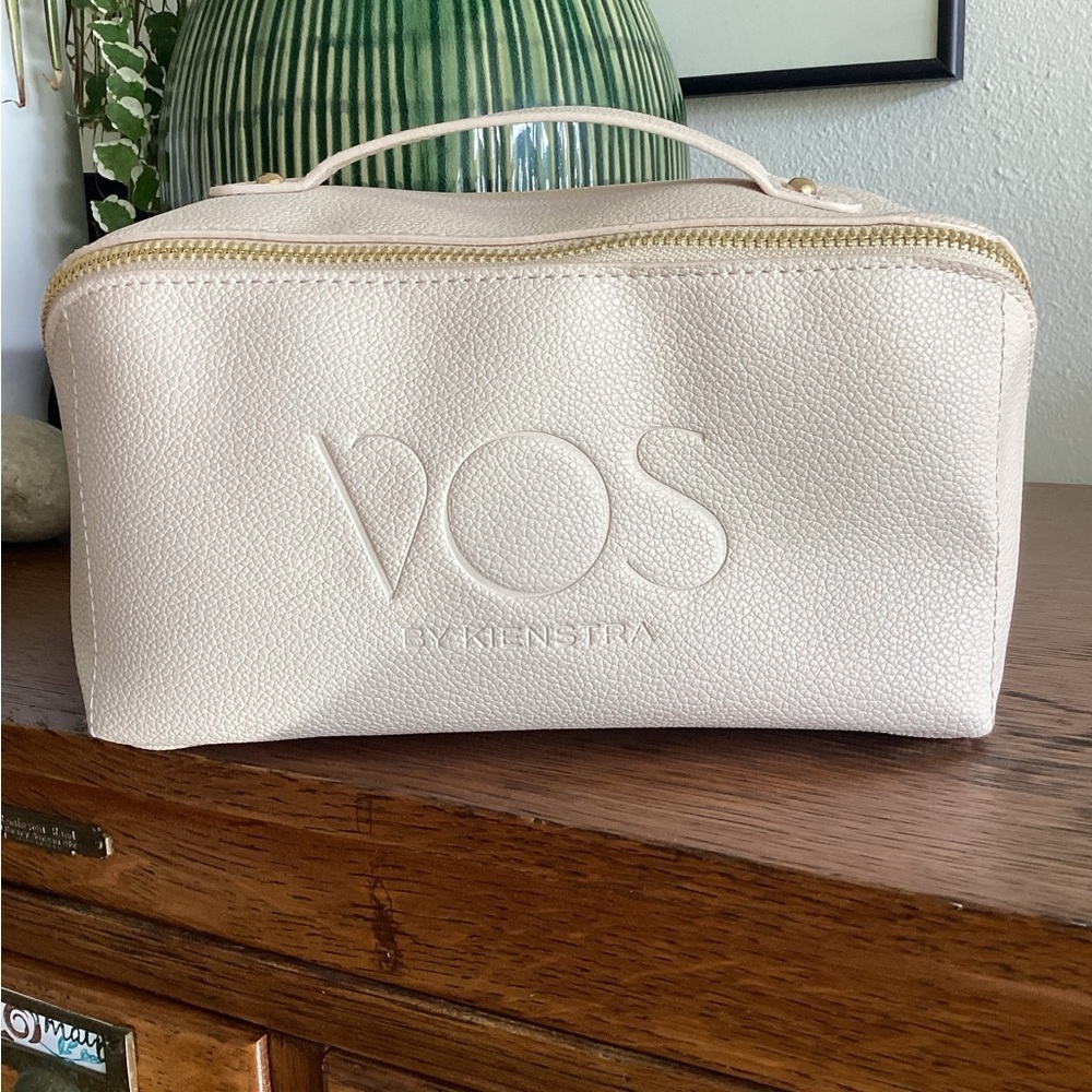 VOS High Capacity Makeup Bag, NWOT